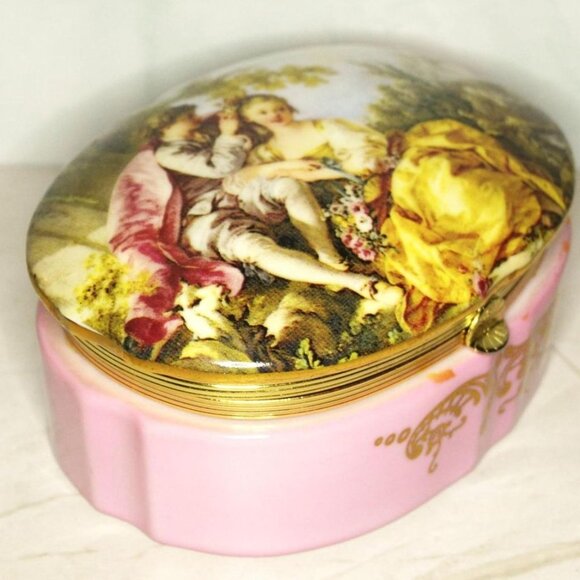 Collectible Porcelain Trinket Box with Painted Scene Vanity And  Dresser Decor - Picture 3 of 7